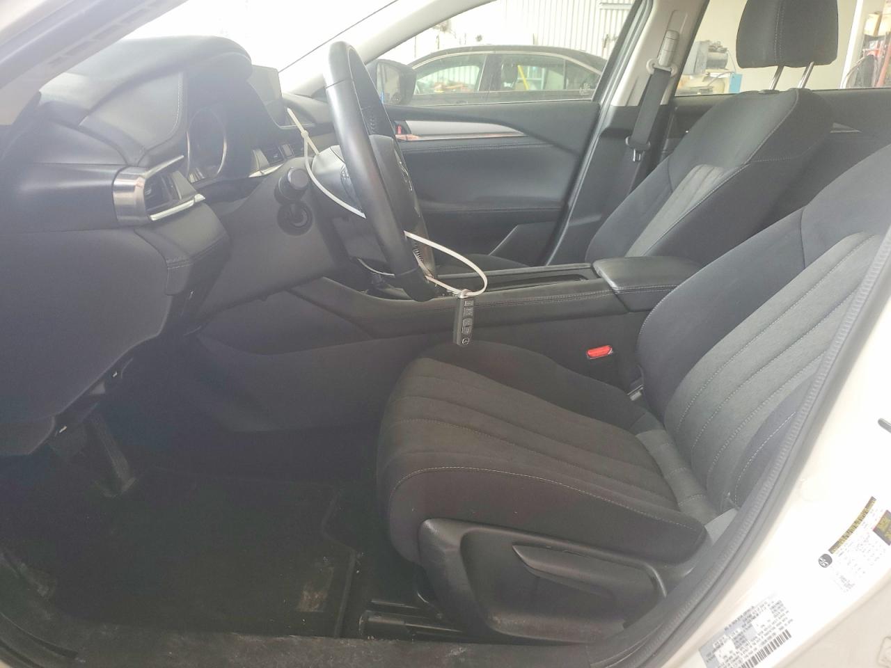 2018 Mazda 6 VIN JM1GL1UM8J1311857 photo 7