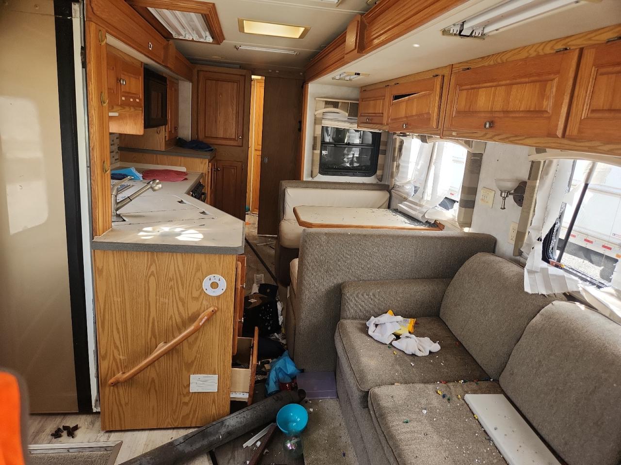 2004 WORKHORSE All other VIN 5B4MPA7G443389838 photo 6
