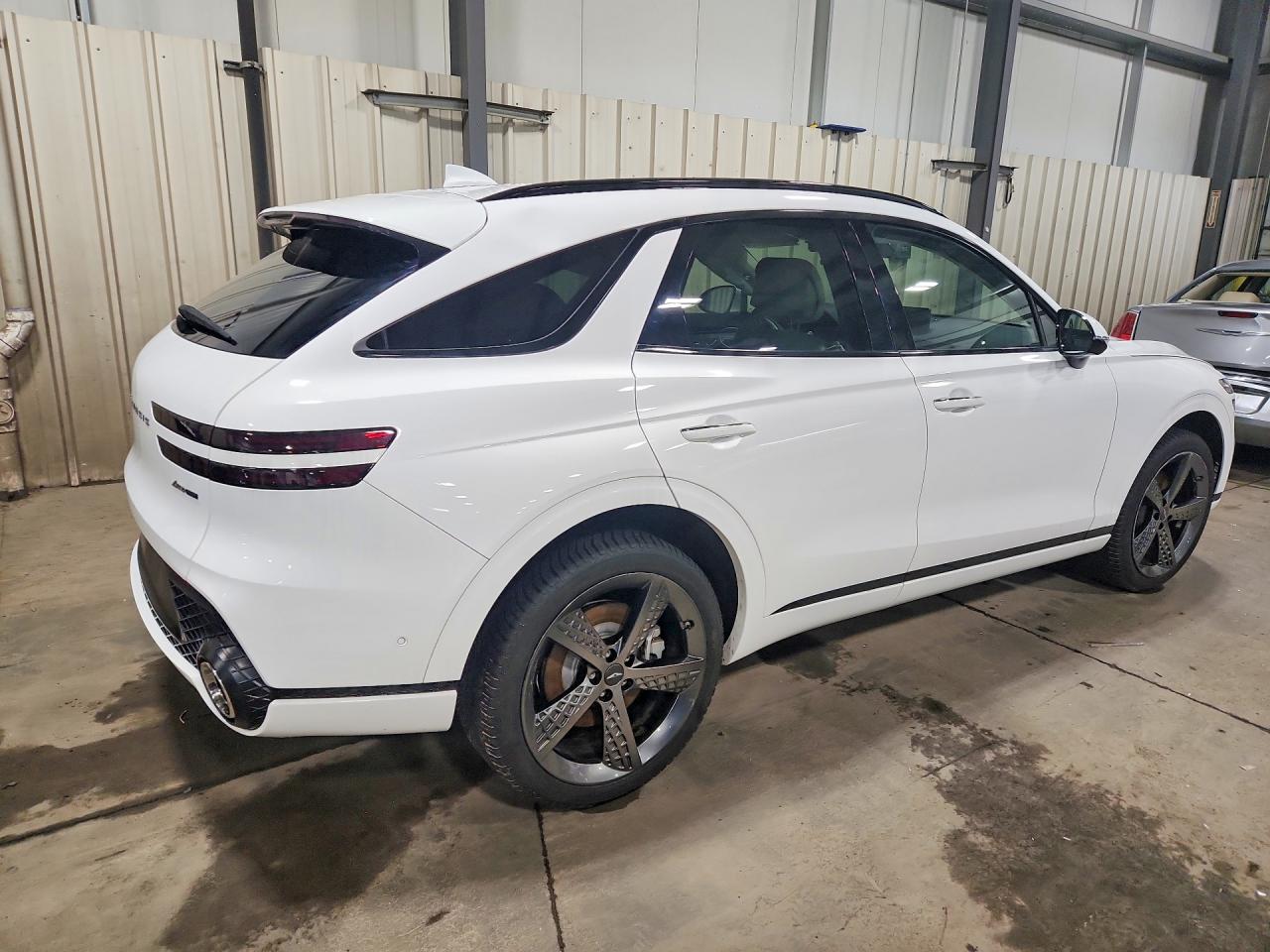 2022 Genesis All other VIN KMUMCDTC0NU039254 photo 3
