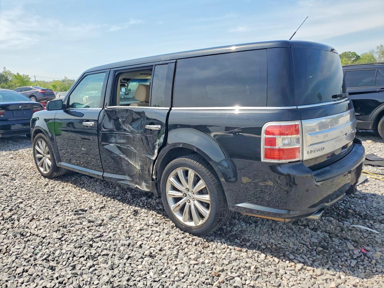 2014 Ford Flex VIN 2FMGK5D86EBD31575 photo 2