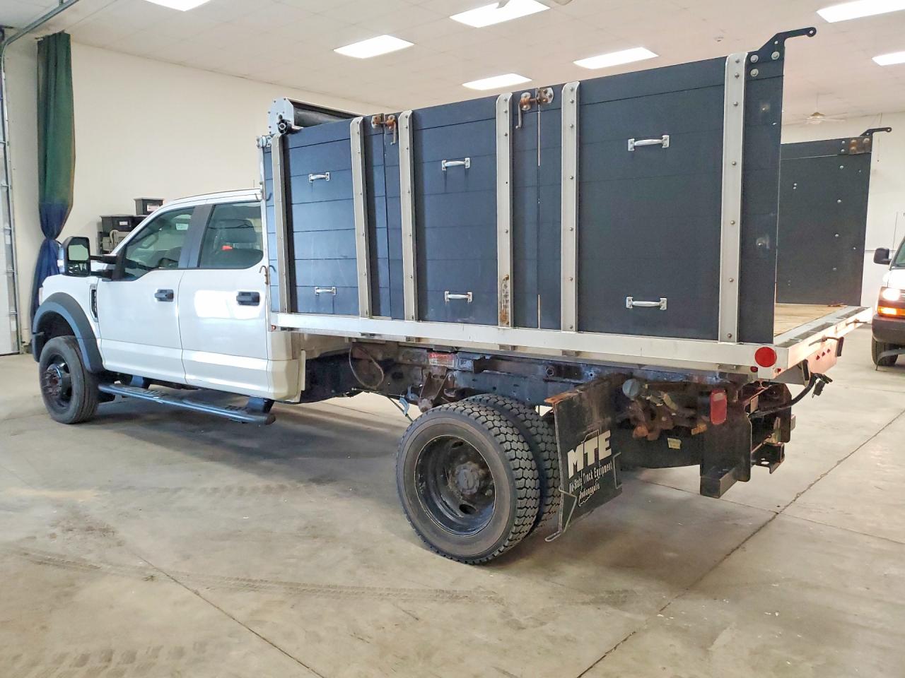 2020 Ford F450 VIN 1FD0W4GN6LED37329 photo 2