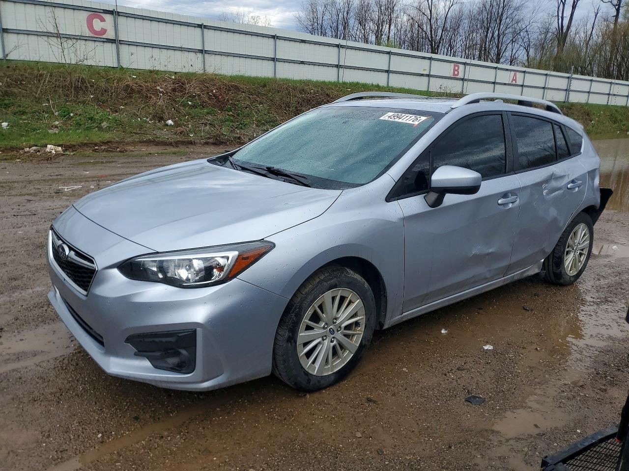 2018 Subaru Impreza VIN 4S3GTAB61J3709419 photo 1