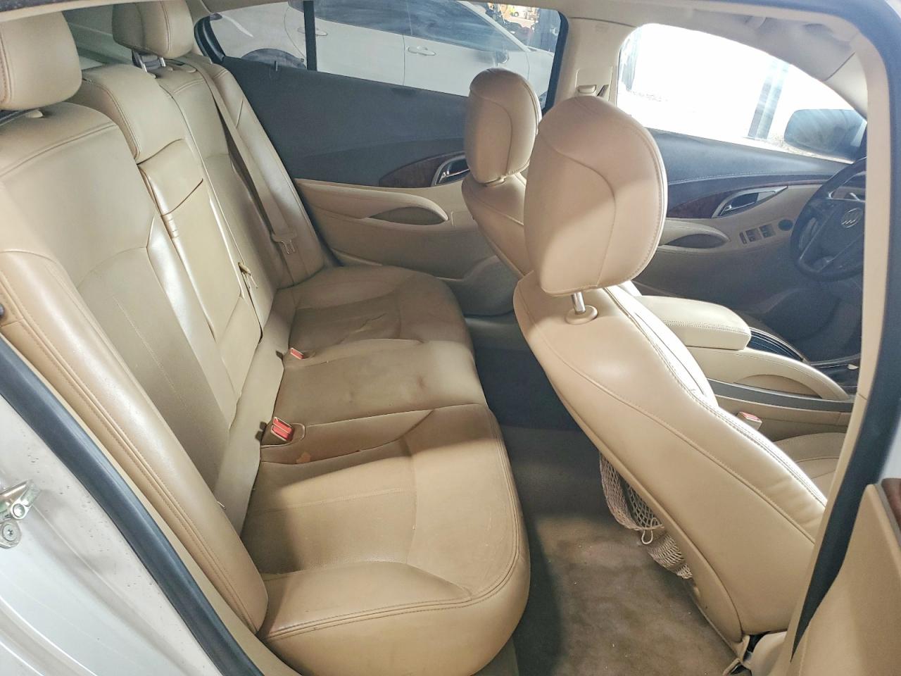 2010 Buick Lacrosse VIN 1G4GC5EG1AF200324 photo 10