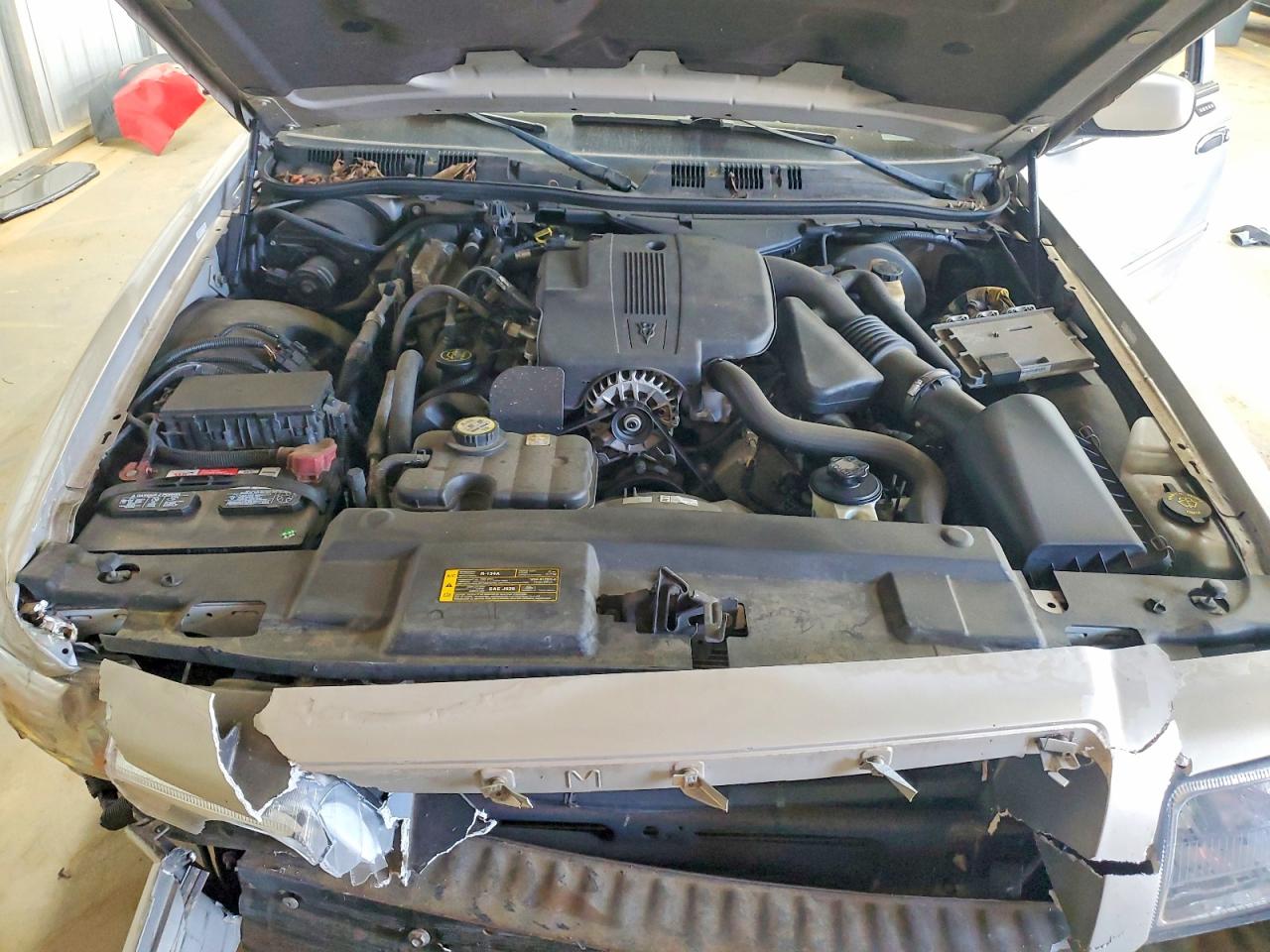 2008 Mercury Grmarquis VIN 2MEFM74VX8X634845 photo 11