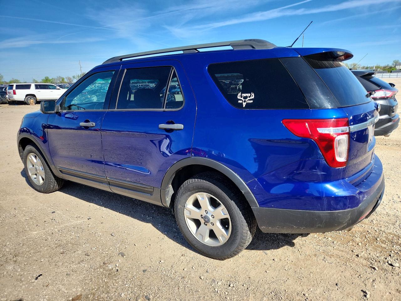 2013 Ford Explorer VIN 1FM5K8B88DGC45509 photo 2
