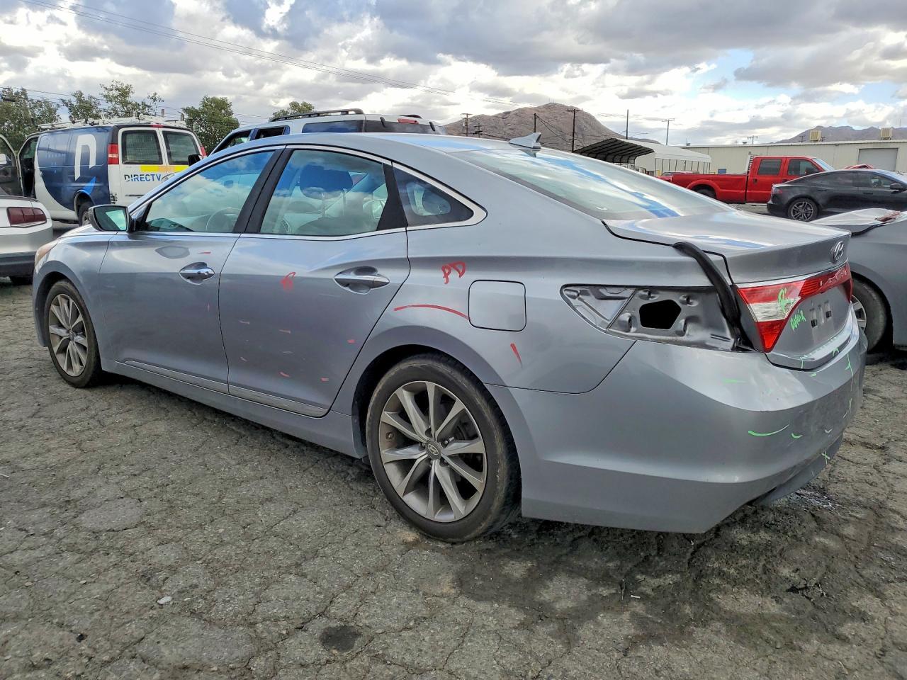 2016 Hyundai Azera VIN KMHFG4JG9GA510226 photo 2