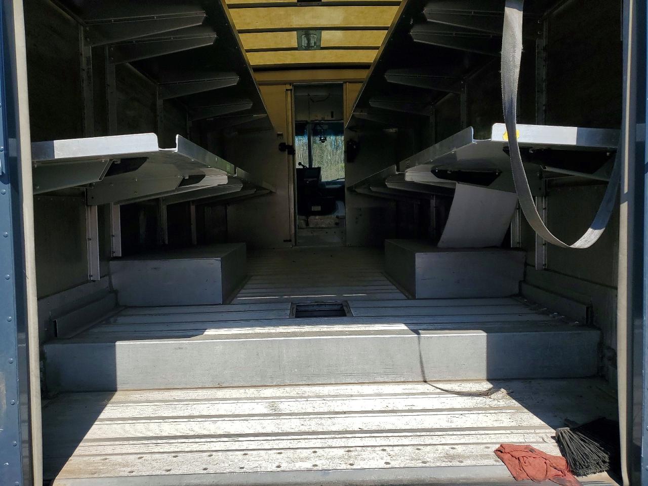 2021 FREIGHTLINER All other VIN 4UZAC2EA5MCMN0011 photo 10