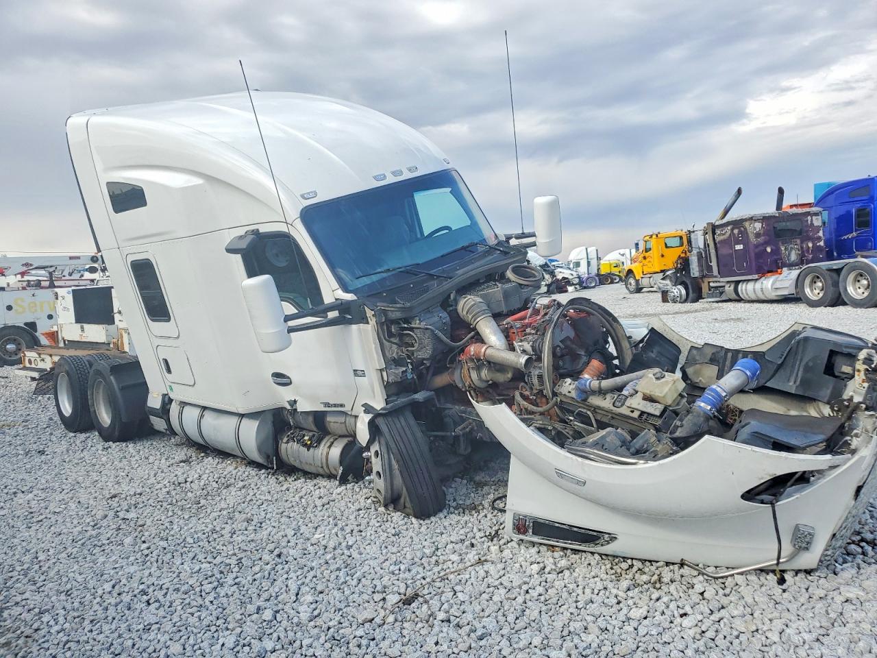 2015 KENWORTH All other VIN 1XKYD49X4FJ444956 photo 1