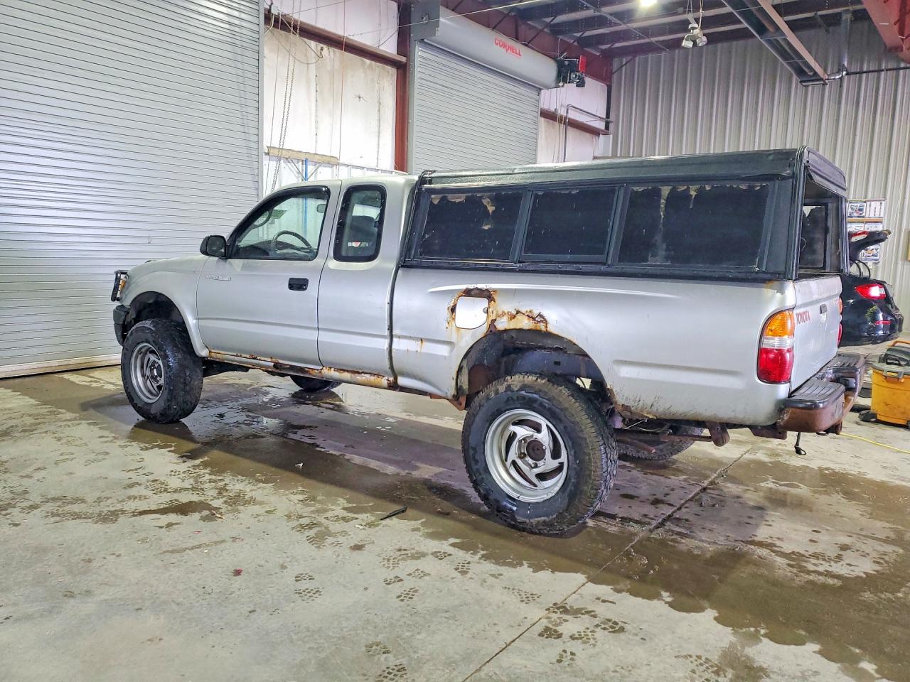 2003 Toyota Tacoma VIN 5TEWM72N63Z272704 photo 2