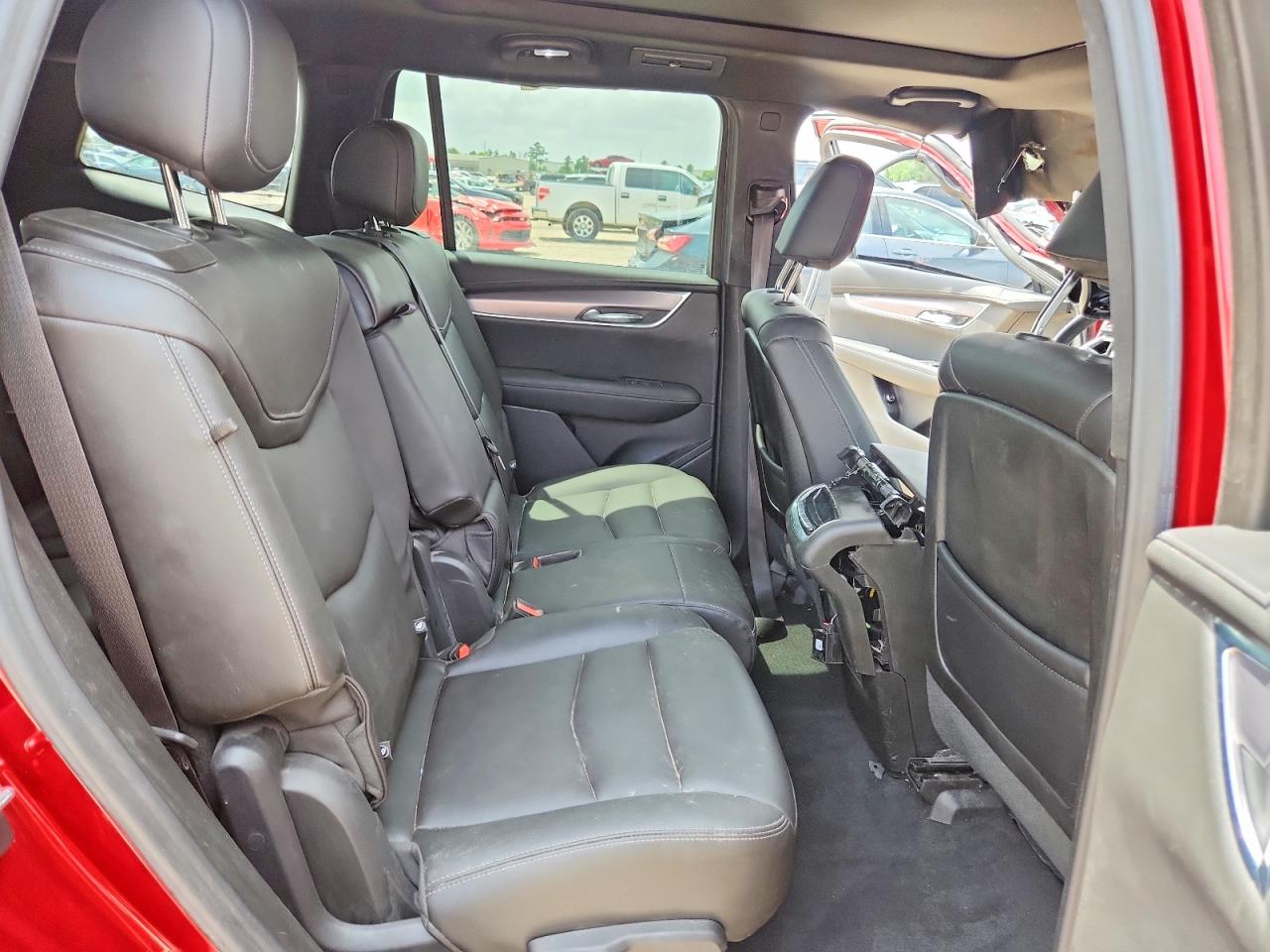 2023 Cadillac Xt6 VIN 1GYKPAR43PZ135442 photo 10
