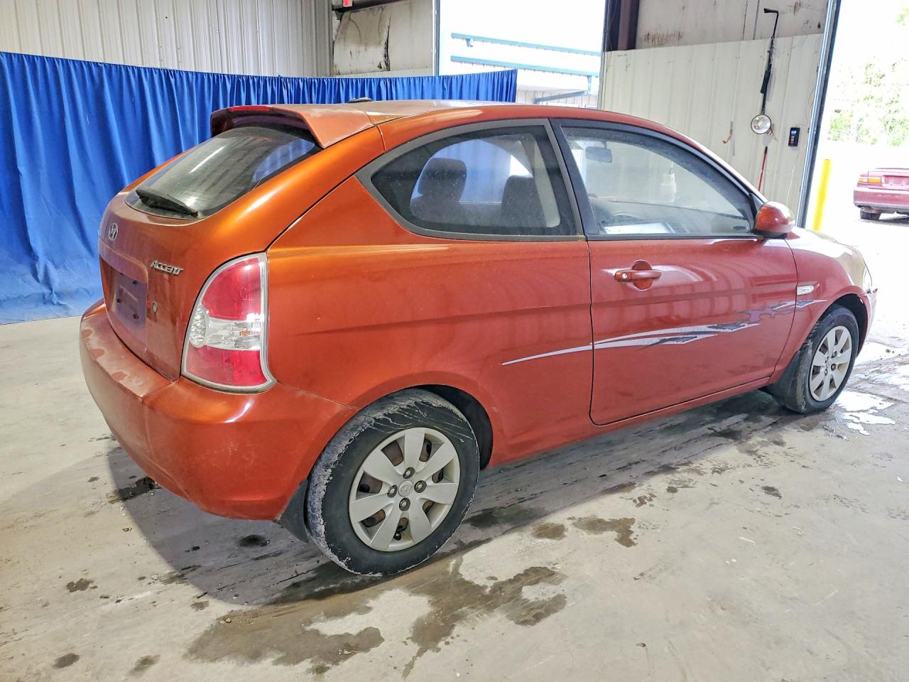2010 Hyundai Accent VIN KMHCM3AC1AU151544 photo 3