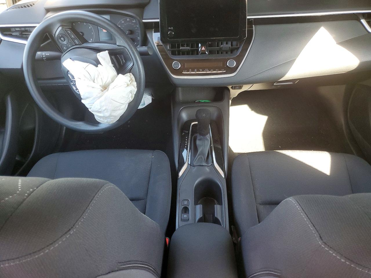 2025 Toyota Corolla VIN 5YFB4MDE4SP335099 photo 8