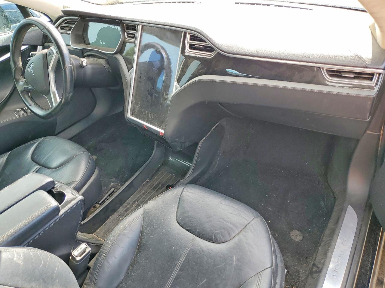 2015 Tesla Model s VIN 5YJSA1H14FF080616 photo 8