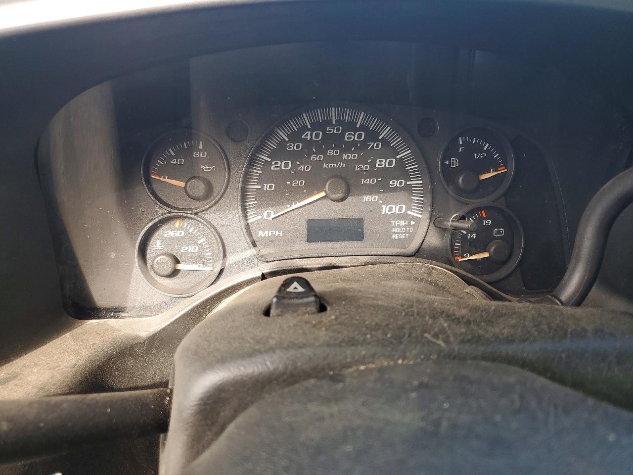 2004 CHEV Express VIN 1GBHG31U241212274 photo 9
