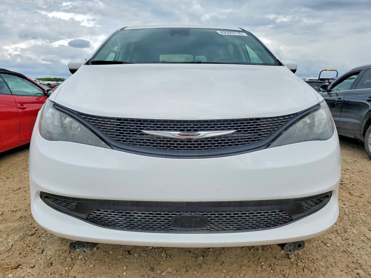 2022 Chrysler Minivan VIN 2C4RC1CGXNR105381 photo 5