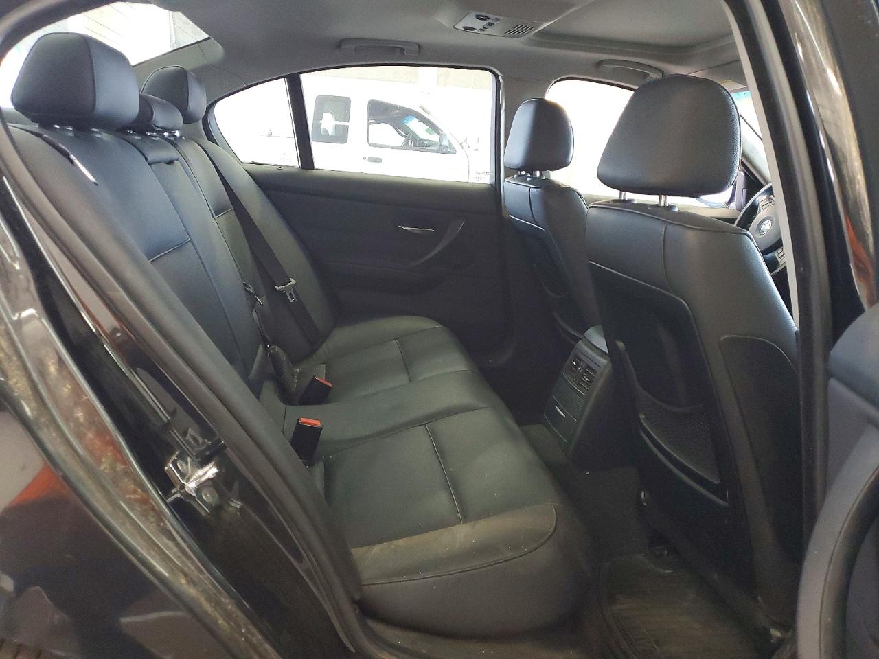 2006 BMW 3 series VIN WBAVD33596KV62492 photo 10
