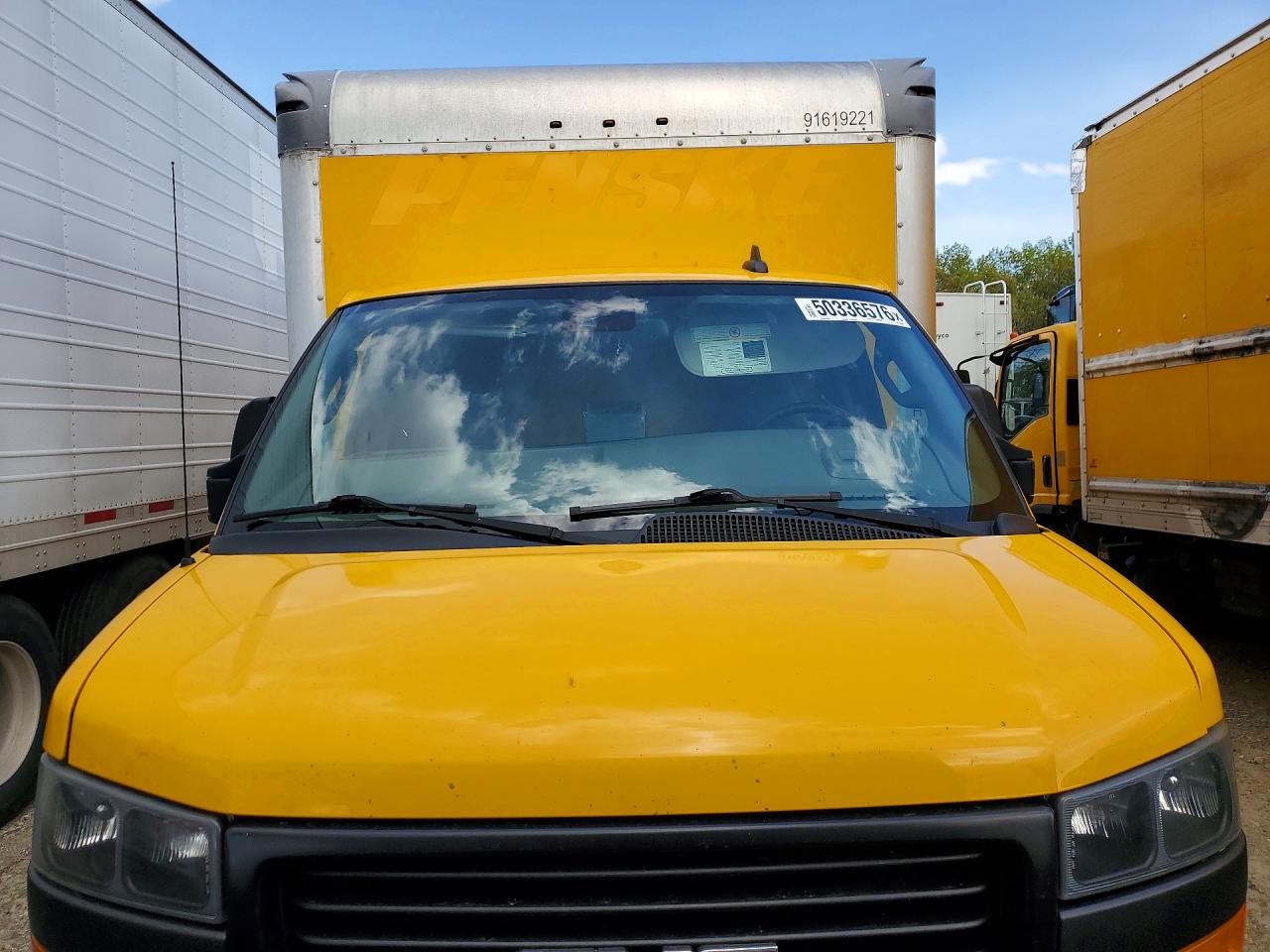 2021 GMC Savana VIN 7GZ37TC75MN005581 photo 5