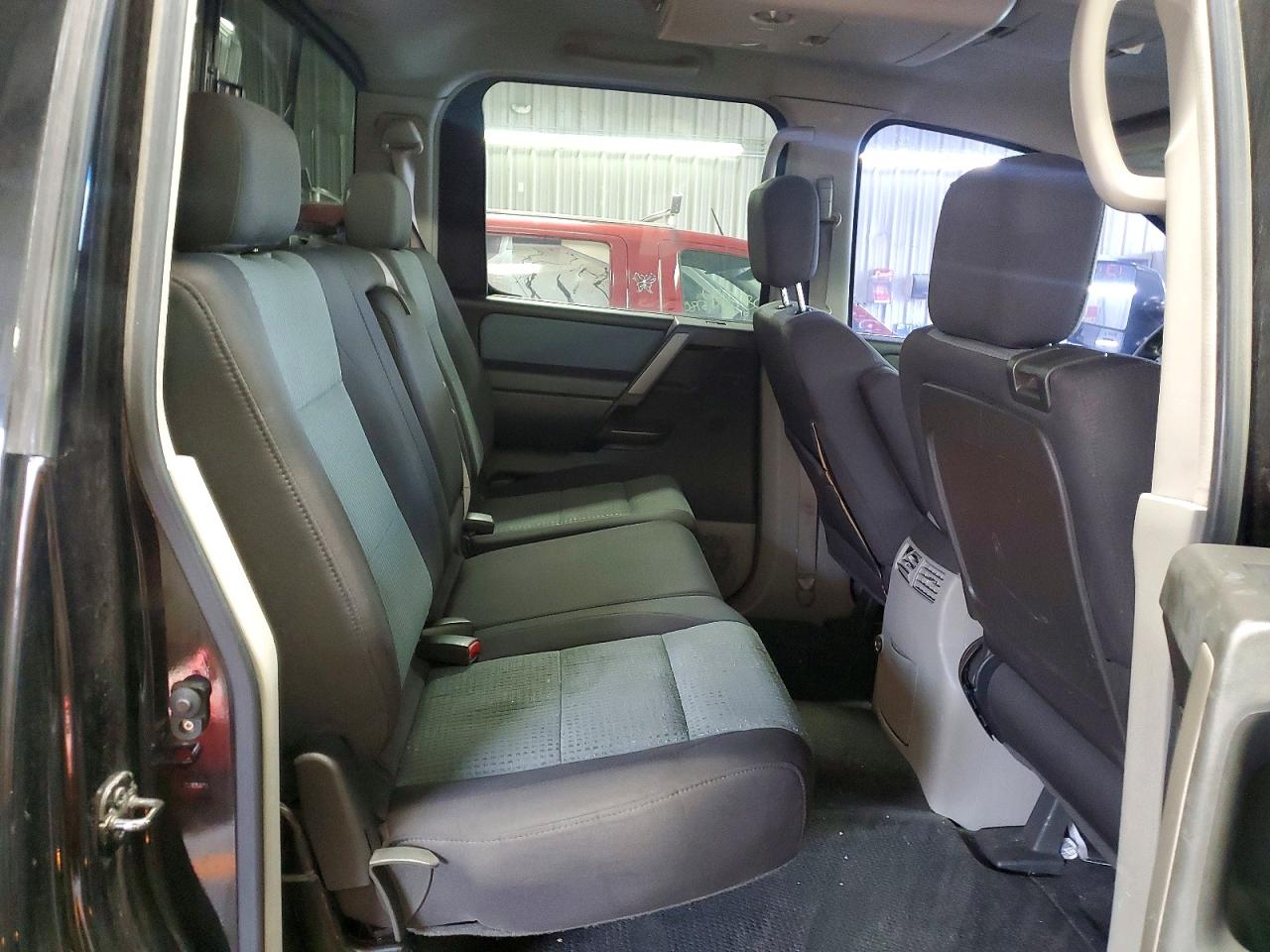 2004 Nissan TITAN VIN 1N6AA07B44N574180 photo 10