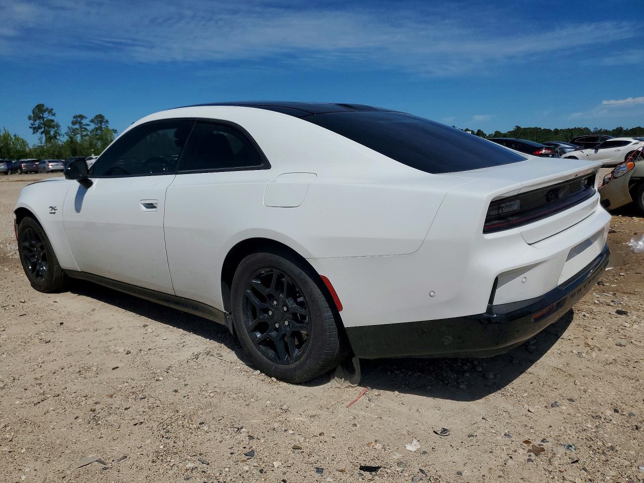 2025 Dodge Charger VIN 2C3CDBCK9SR564396 photo 2