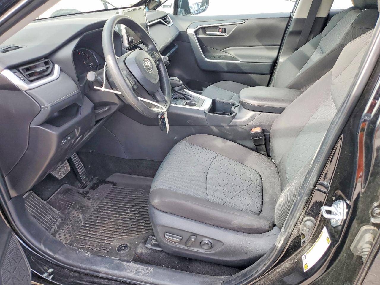 2025 Toyota Rav4 VIN 2T3P1RFV4SC550580 photo 7