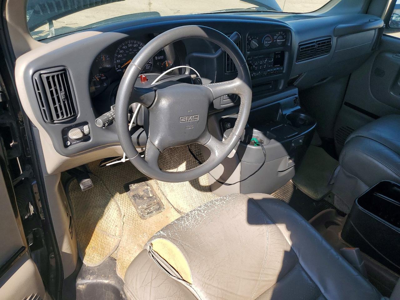 2000 GMC Savana VIN 1GDGG29R4Y1146331 photo 8