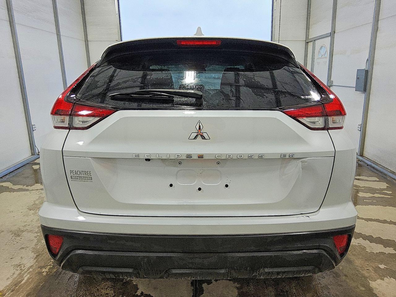 2024 Mitsubishi ECLIPSE VIN JA4ATUAA9RZ075003 photo 6