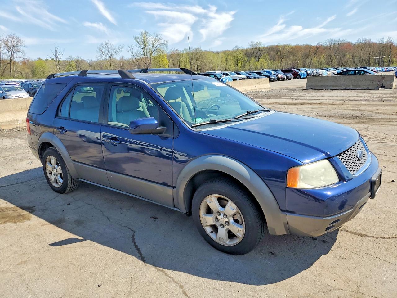 2007 Ford Freestyle VIN 1FMDK05157GA28225 photo 4