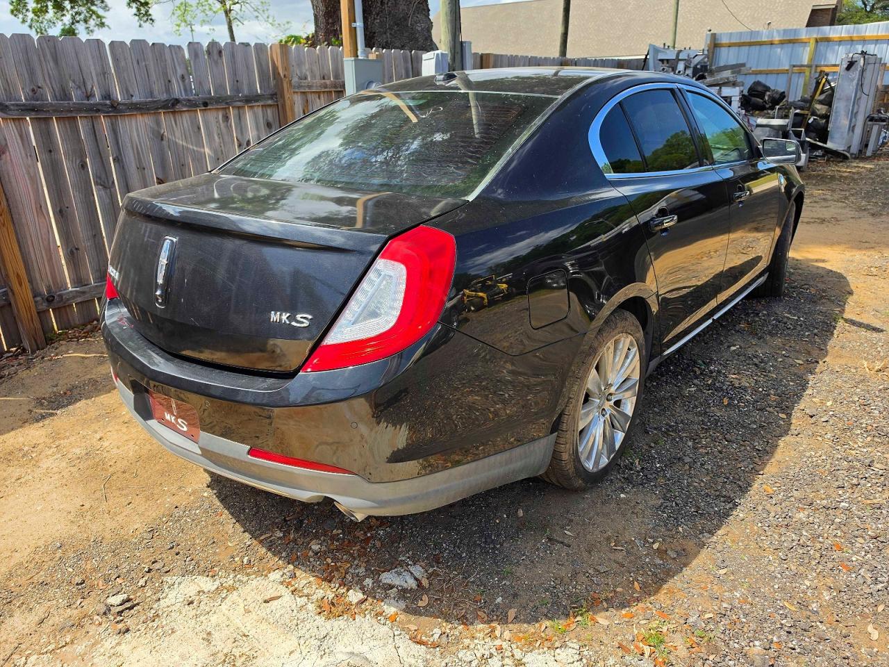 2014 Lincoln Mks VIN 1LNHL9DK1EG604287 photo 4