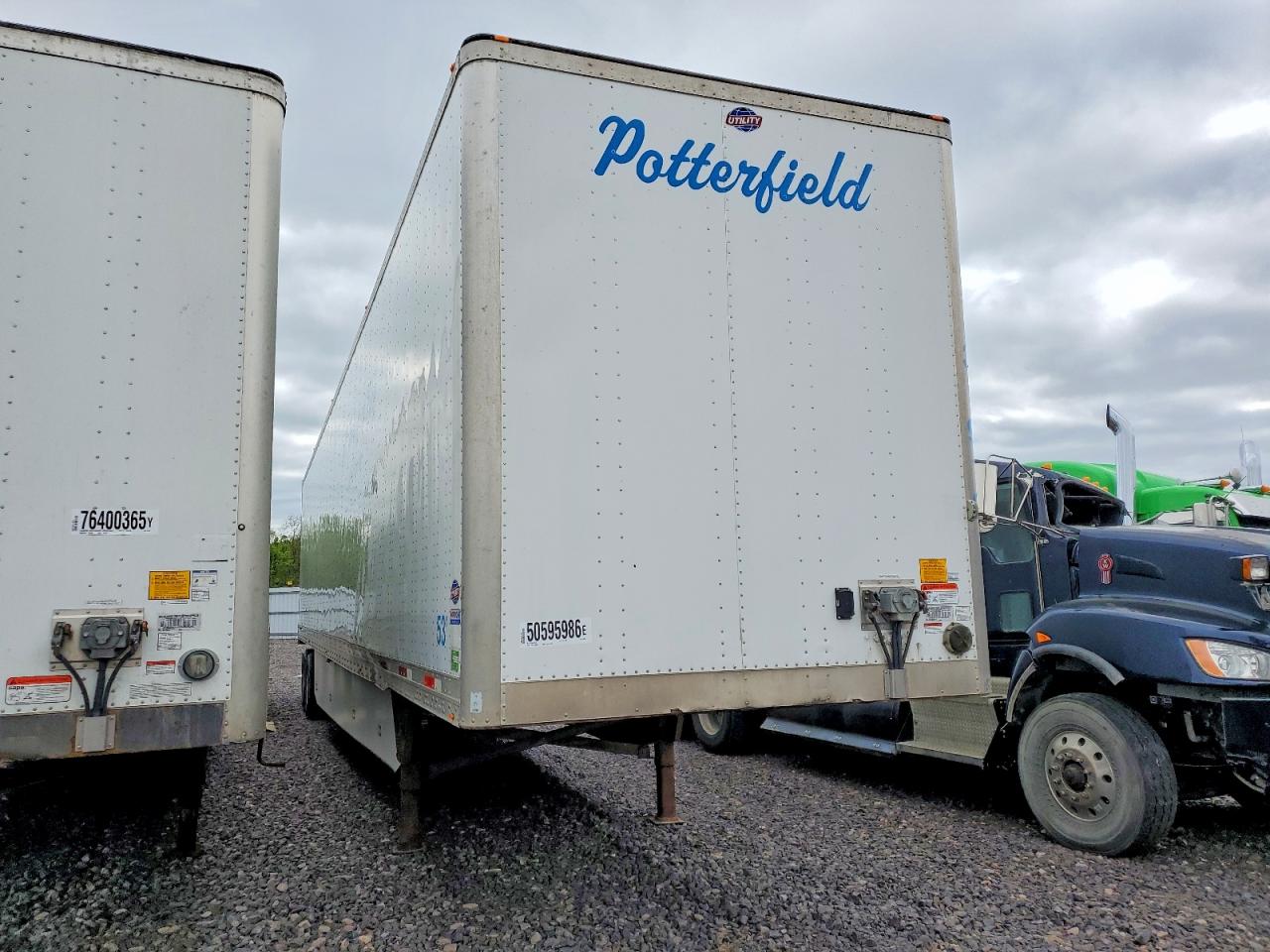 2019 UTILITY All models VIN 1UYVS2533K3665203 photo 1