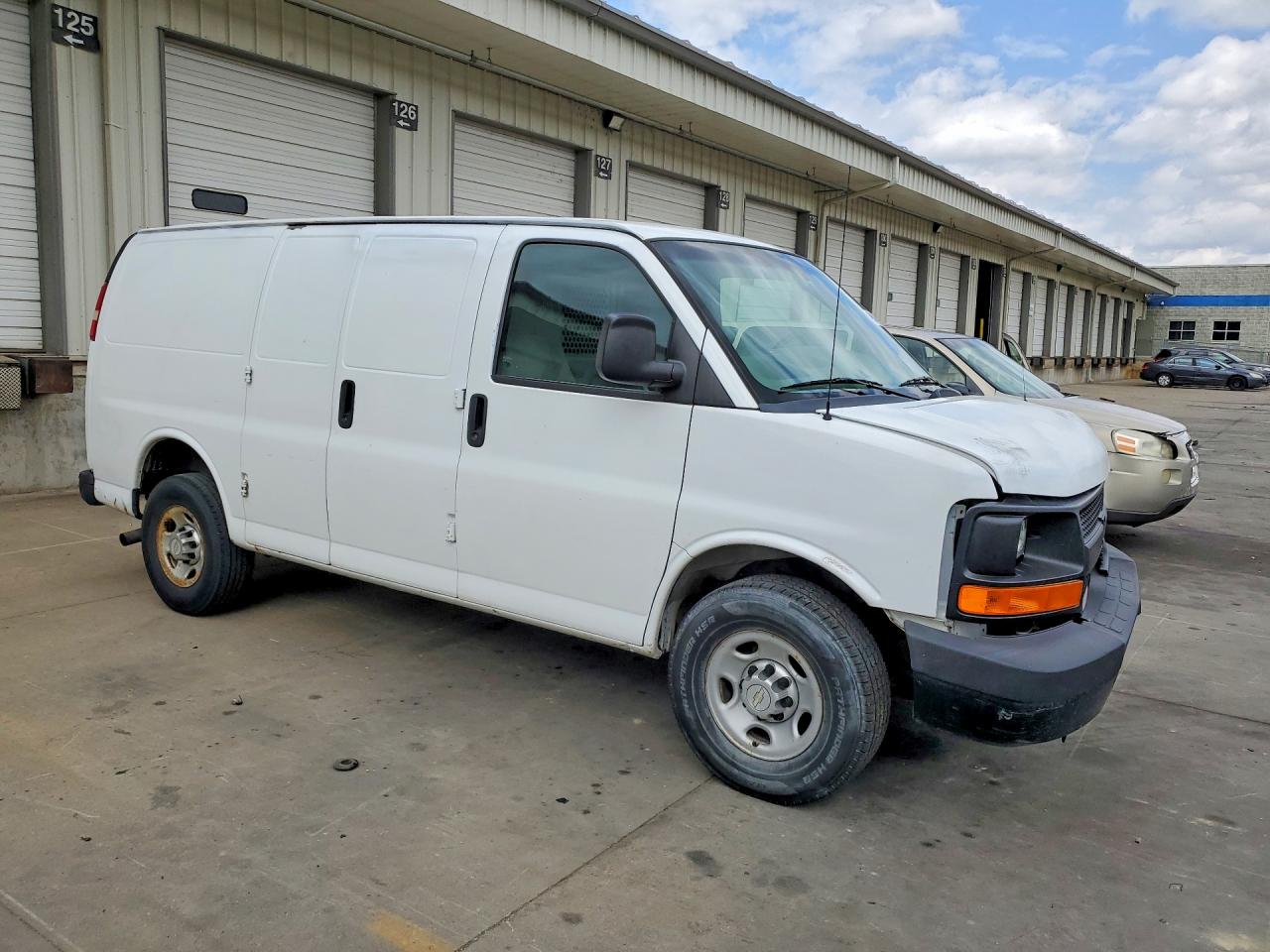 2010 CHEV Express VIN 1GCZGFAG9A1183539 photo 4