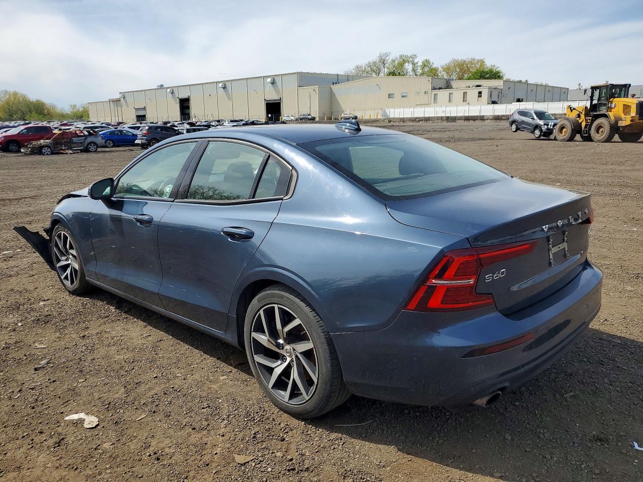 2019 Volvo S60 VIN 7JRA22TK3KG008645 photo 2