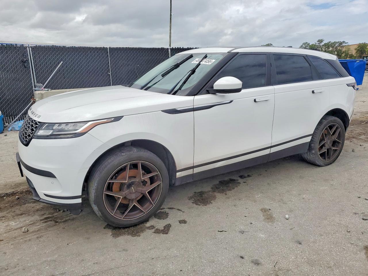 2019 LAND Rangerover VIN SALYA2EX9KA200057 photo 1