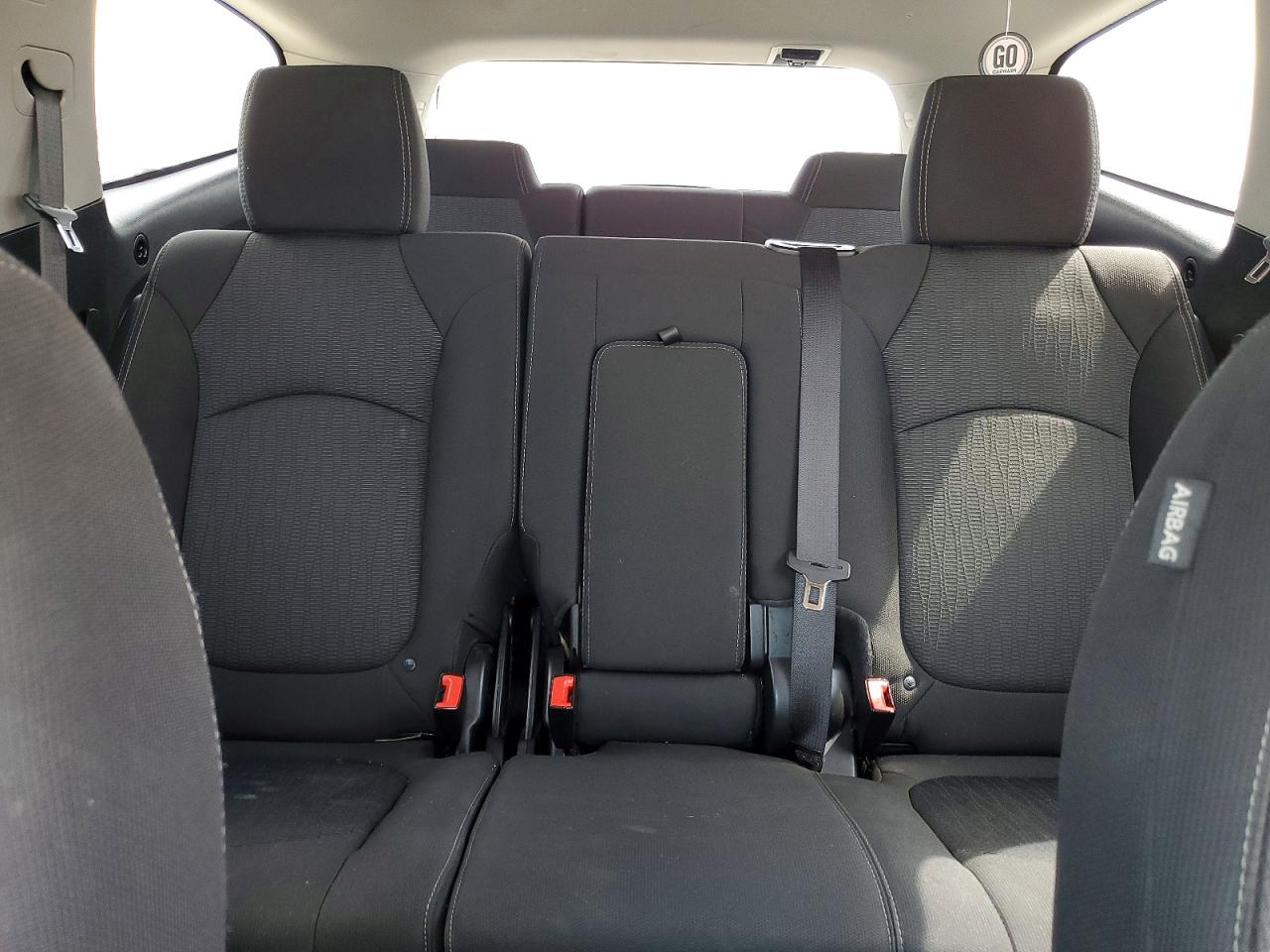2017 Chev Traverse VIN 1GNKRGKD0HJ349180 photo 10