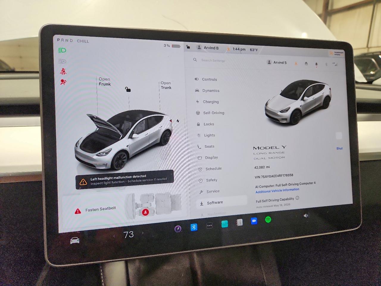 2024 Tesla Model y VIN 7SAYGAEE4RF176558 photo 9