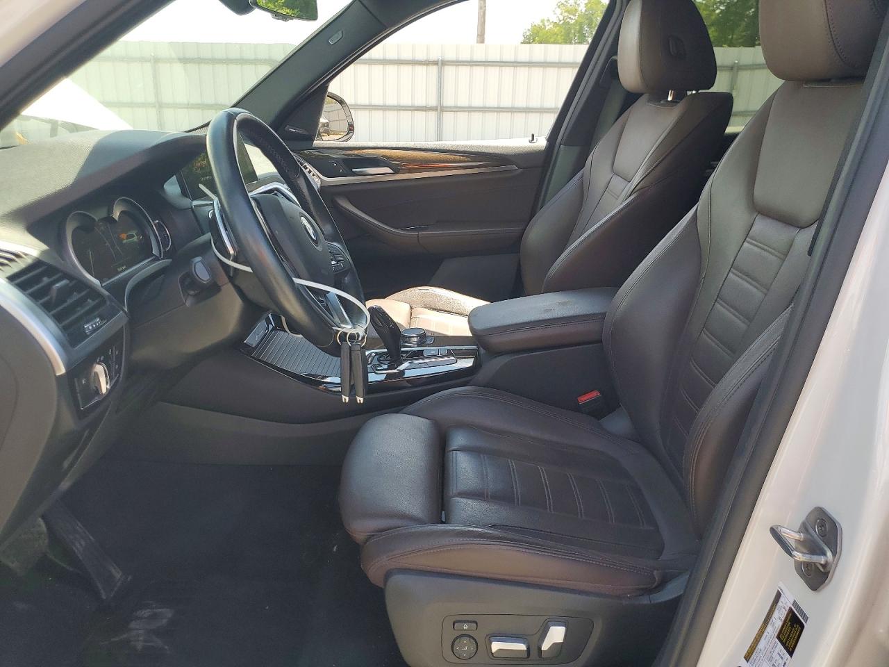 2018 BMW X3 VIN 5UXTR9C5XJLC83085 photo 7