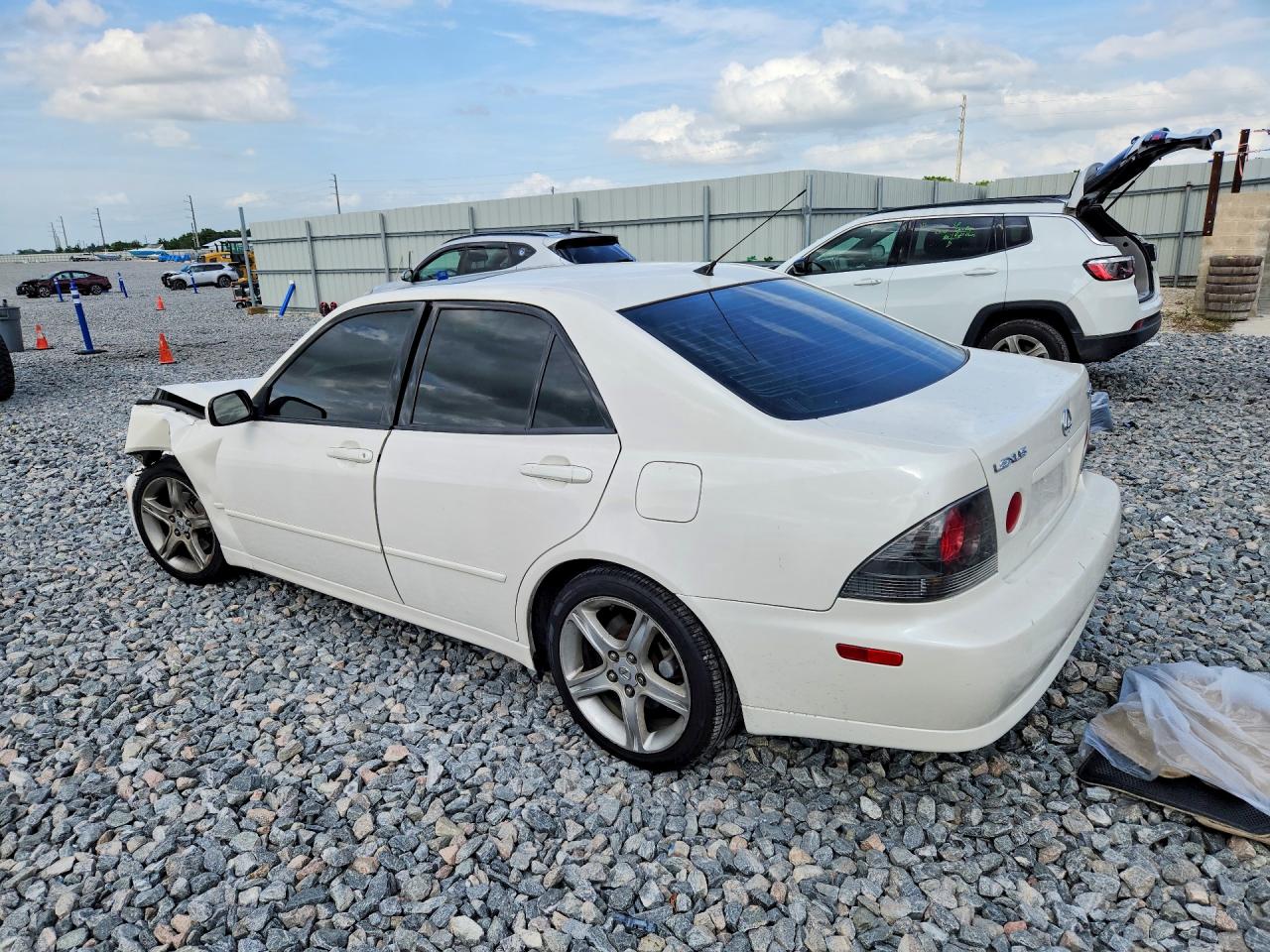 2001 Lexus Is VIN JTHBD182410005193 photo 2