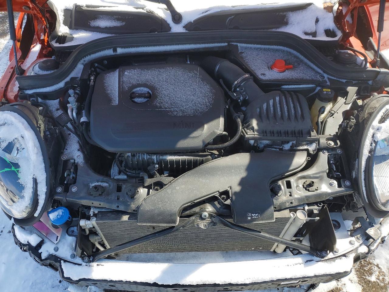 2021 MINI Cooper VIN WMWXU7C08M2P32942 photo 11