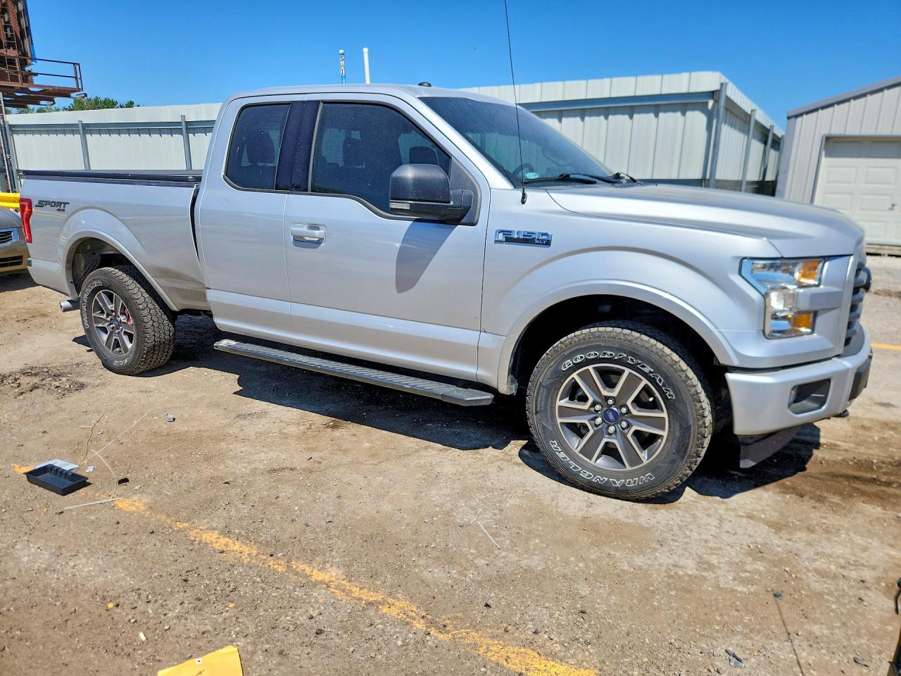 2017 Ford F-150 VIN 1FTFX1EF4HKD24688 photo 4