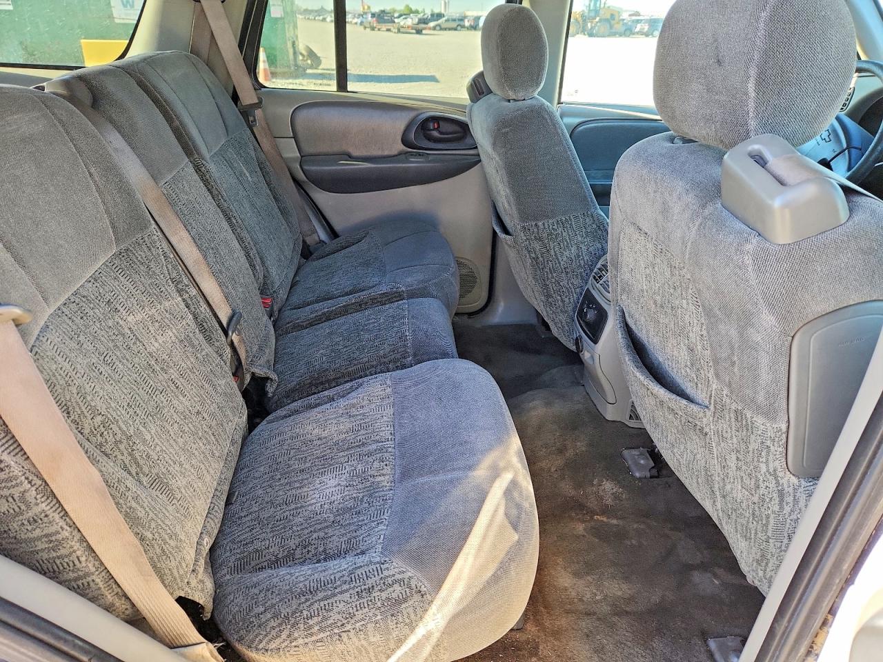 2003 Chev Trailblaze VIN 1GNDT13S932126188 photo 11