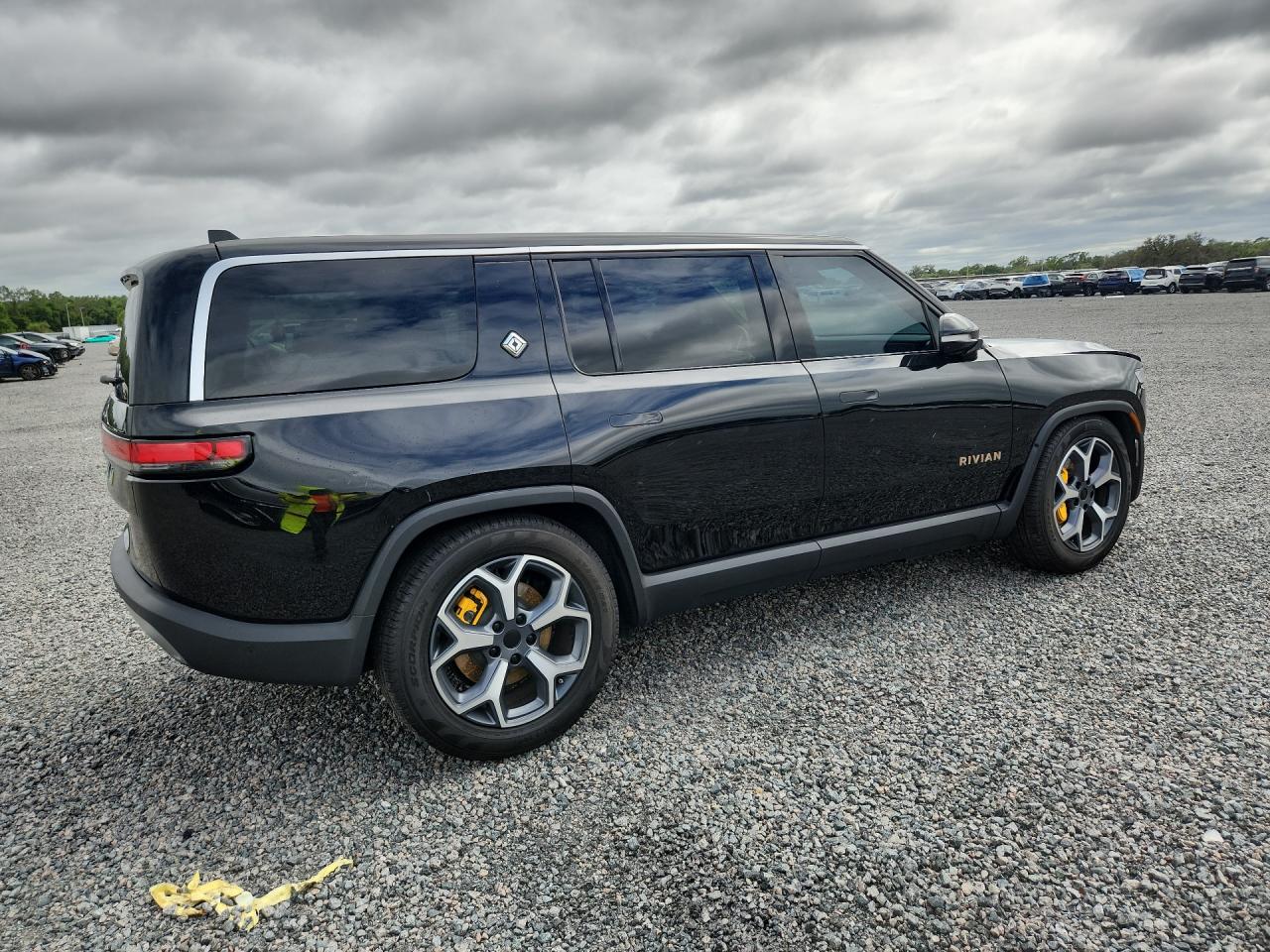 2023 RIVIAN Ris VIN 7PDSGABAXPN010167 photo 3