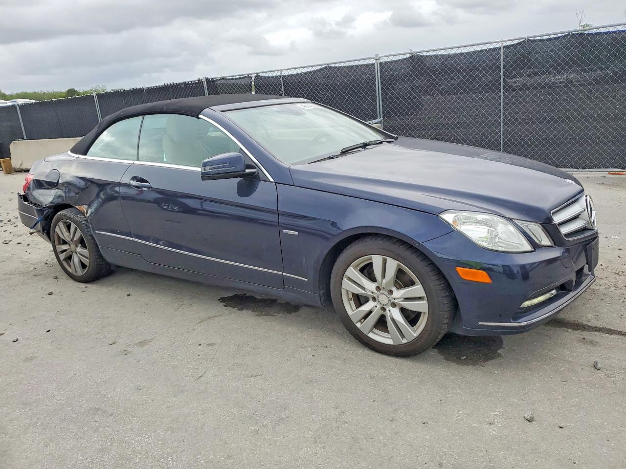2012 Mercedes-Benz E-class VIN WDDKK5KF1CF162261 photo 4