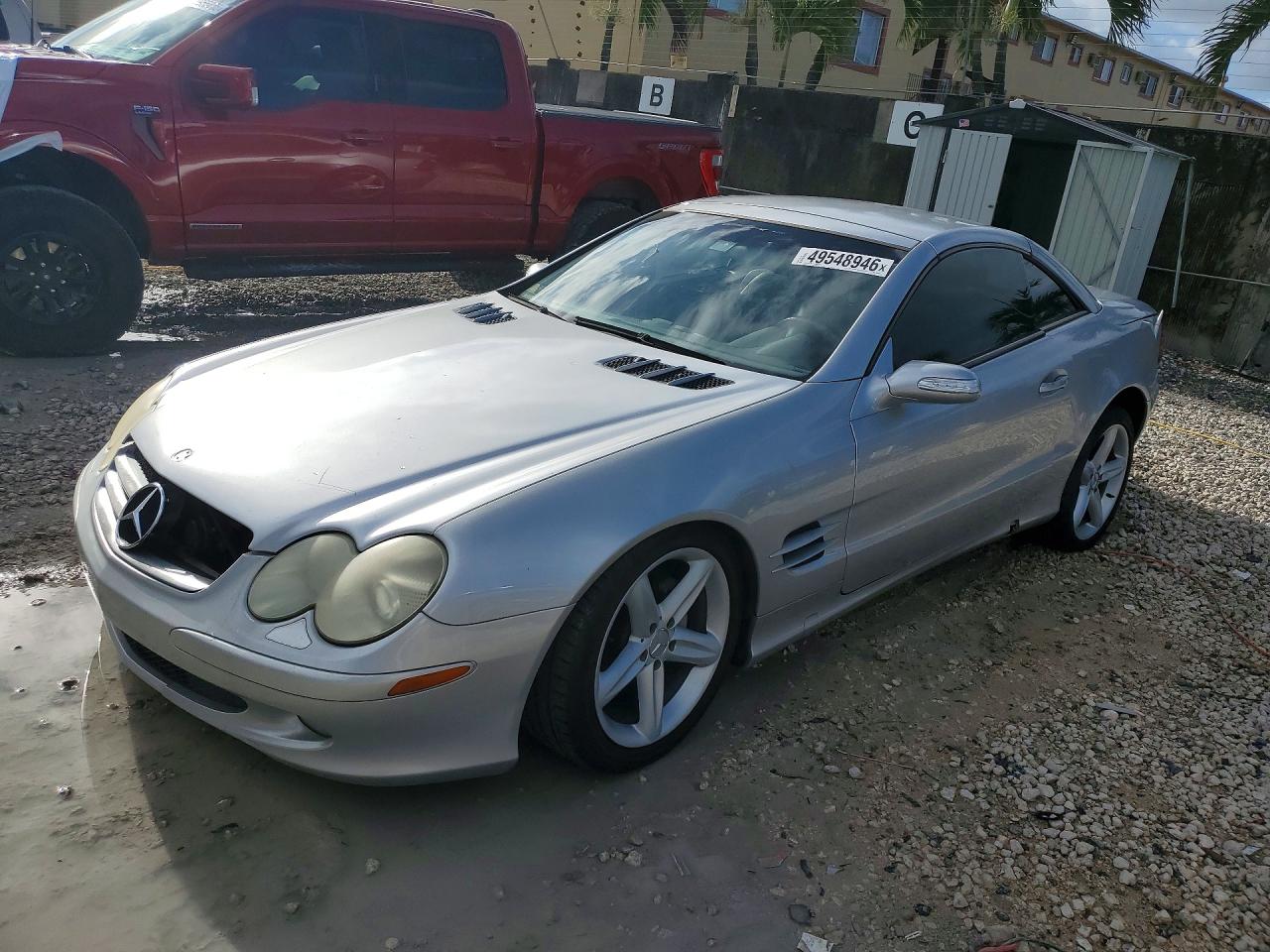 2004 Mercedes-Benz Sl-class VIN WDBSK75F44F084639 photo 1