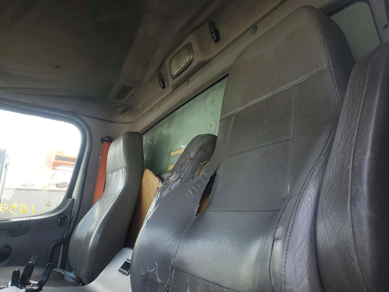 2016 FREIGHTLINER All other VIN 1FVACWDT6GHHR4251 photo 6