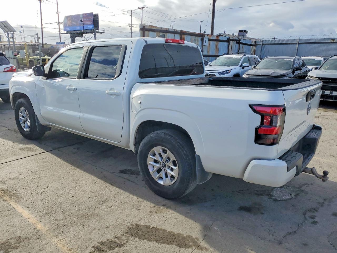 2024 Nissan Frontier VIN 1N6ED1EJXRN601091 photo 2