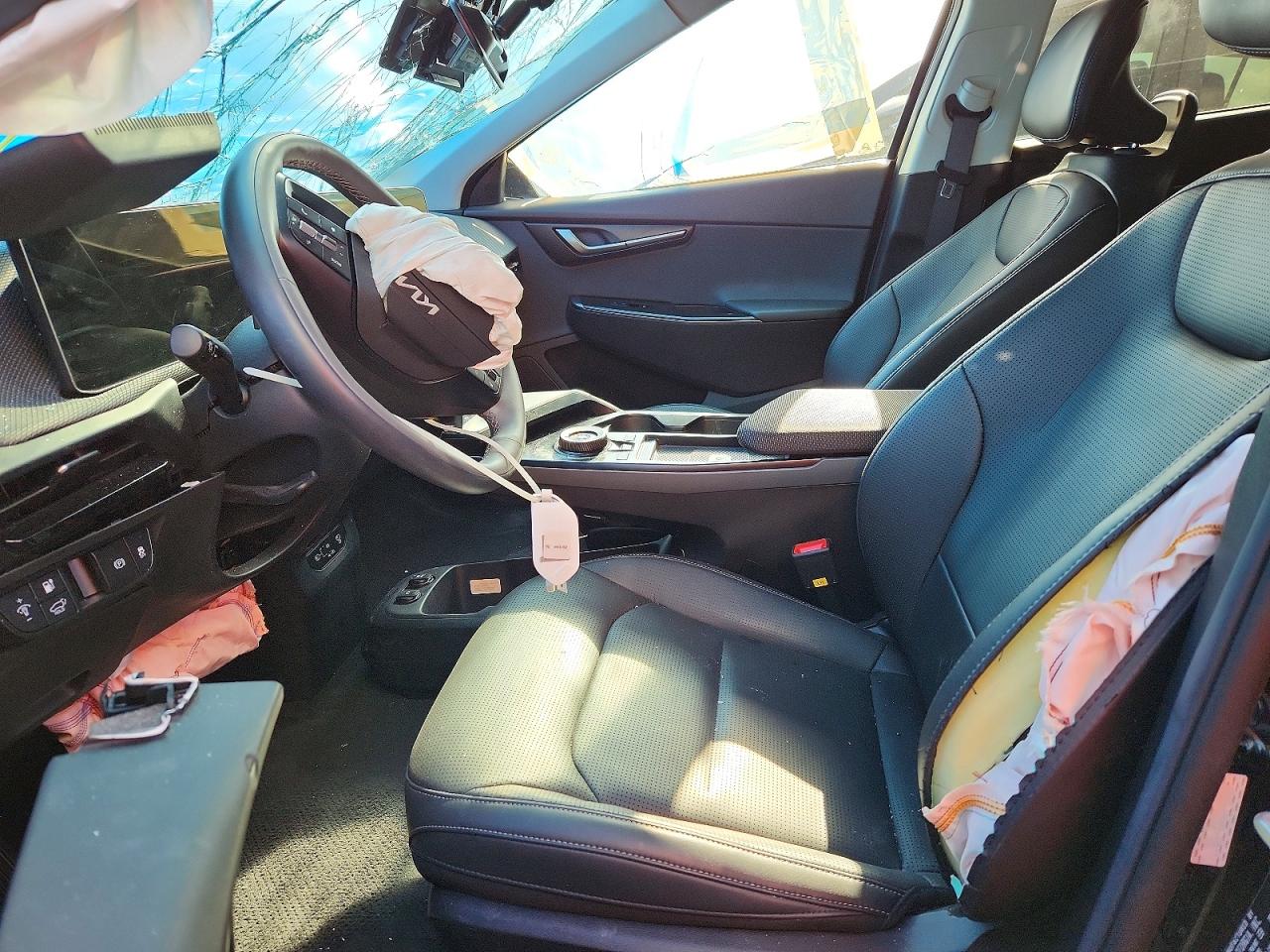 2025 Kia All other VIN 5XYC34JA3SG003152 photo 7