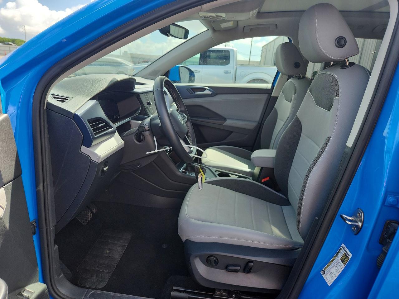 2024 VOLKSWAGEN All other VIN 3VVEX7B29RM127432 photo 7