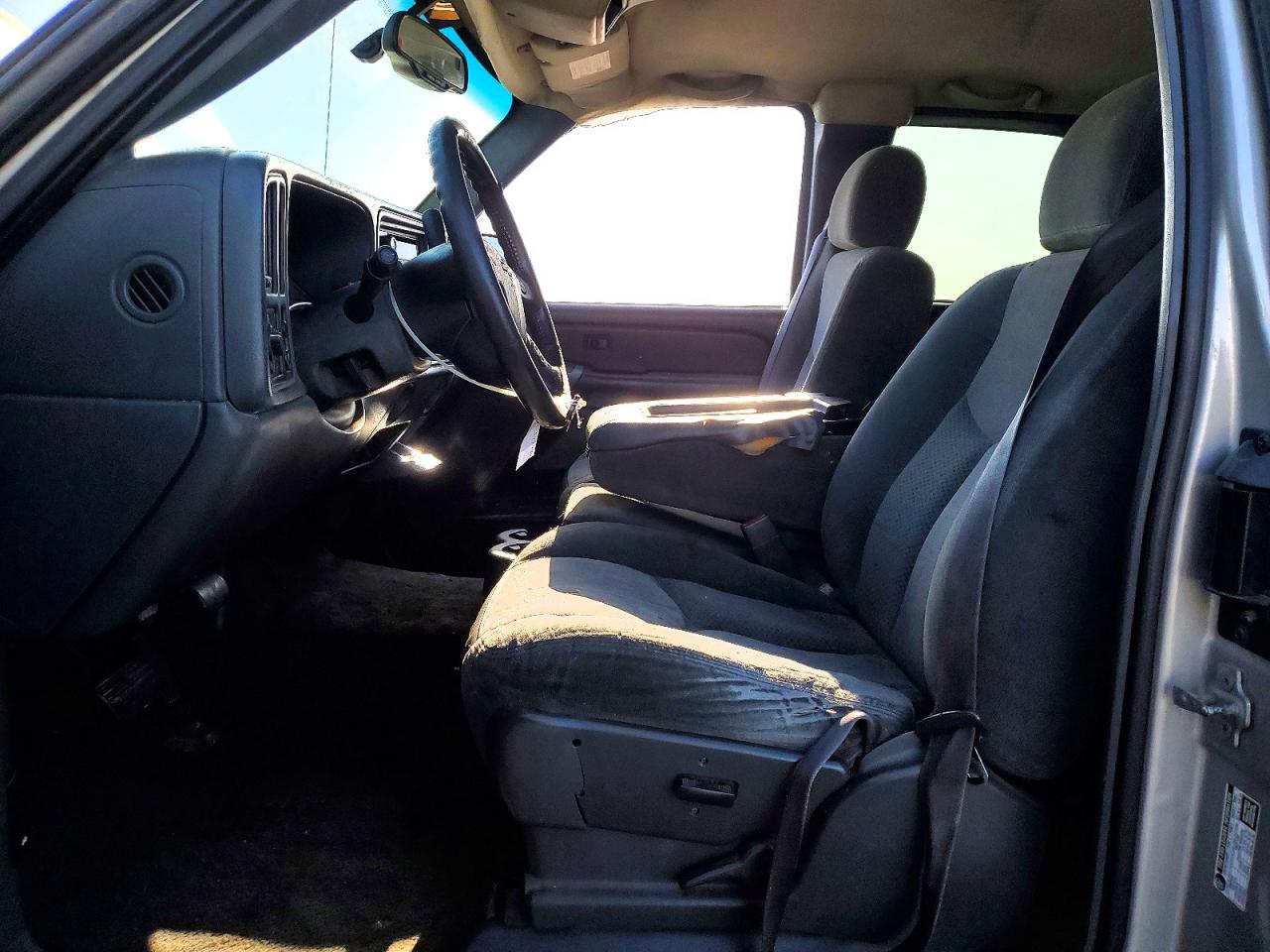2004 Chevrolet All models VIN 2GCEC19T641400185 photo 7