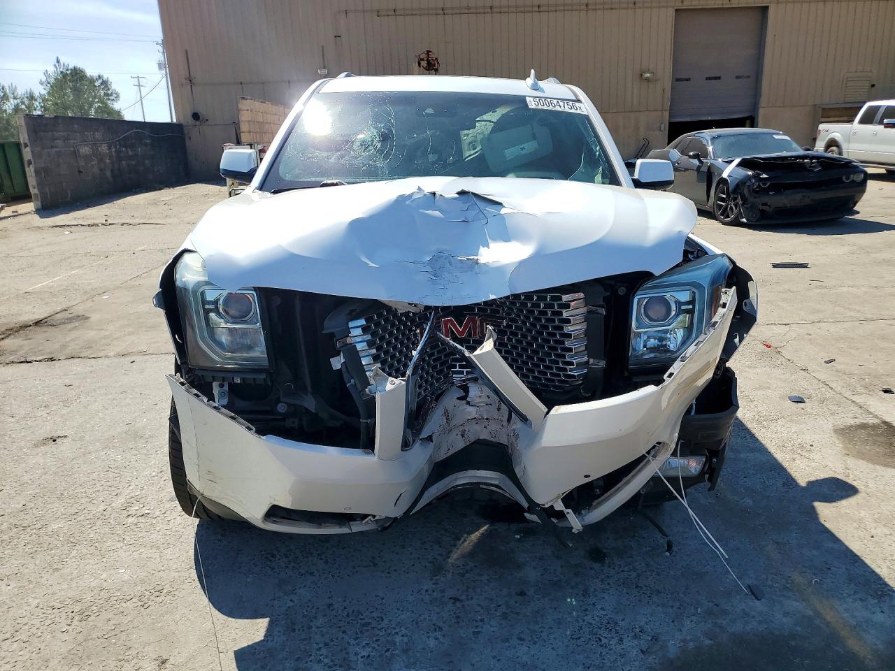 2016 GMC Yukon VIN 1GKS1CKJ5GR364003 photo 5