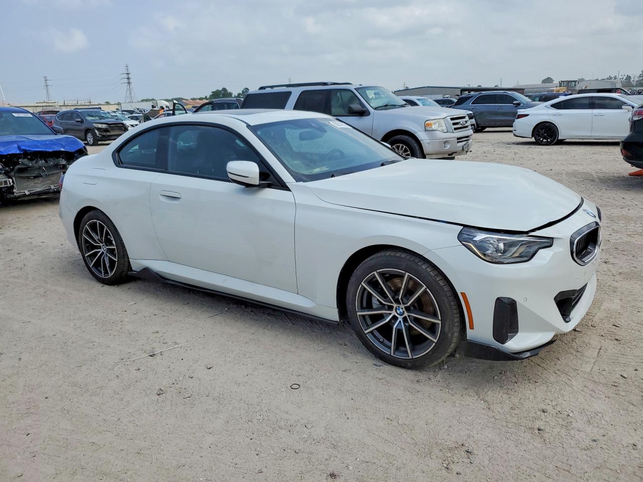 2024 BMW 2 series VIN 3MW33CM01R8E26876 photo 4