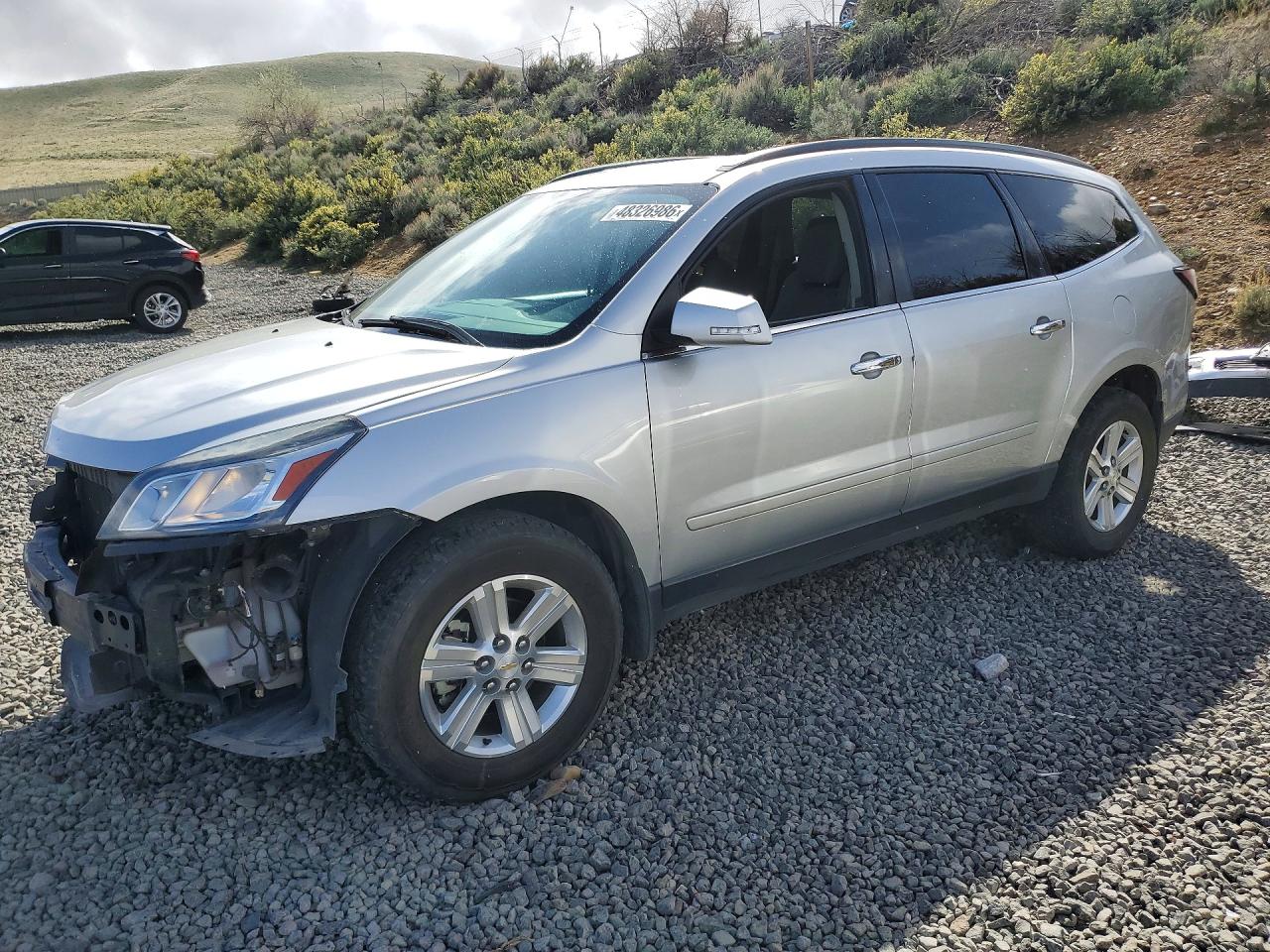 2014 Chevrolet Traverse VIN 1GNKVGKD3EJ290231 photo 1